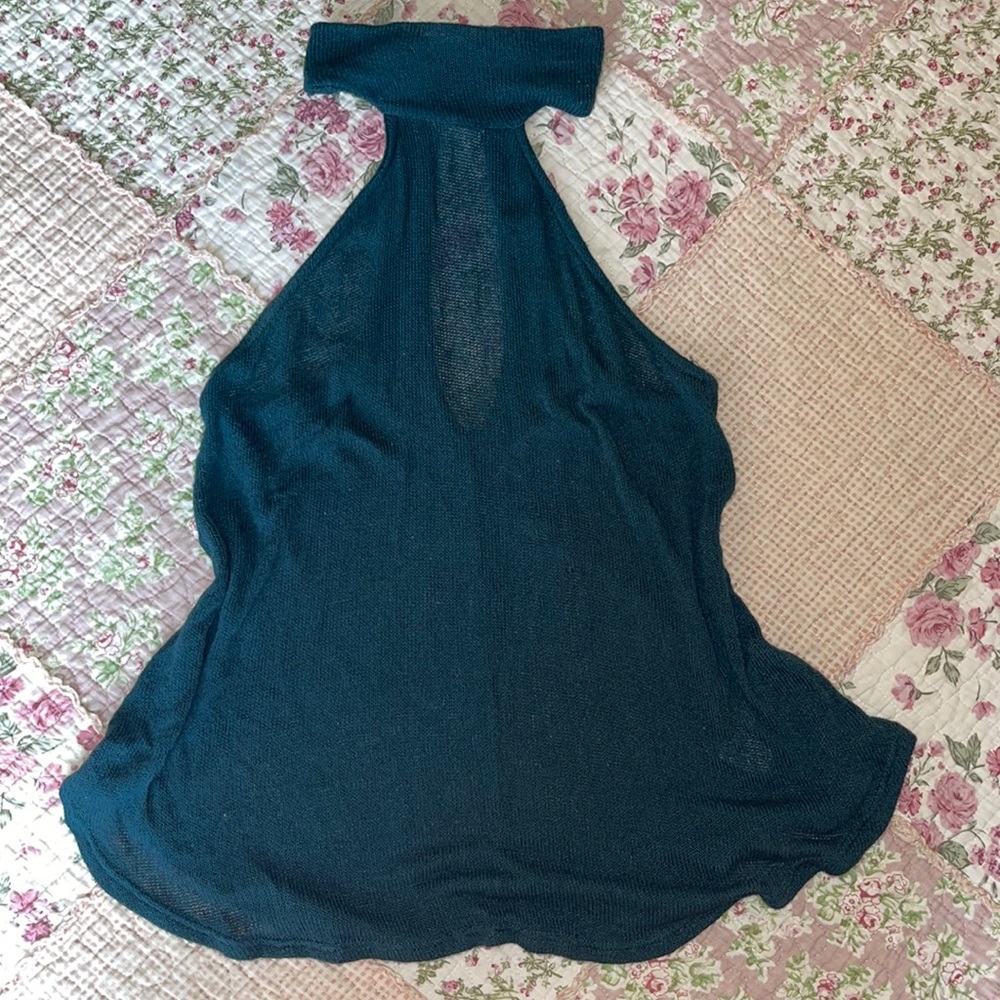 Urban outfitters emerald green mock neck tank top